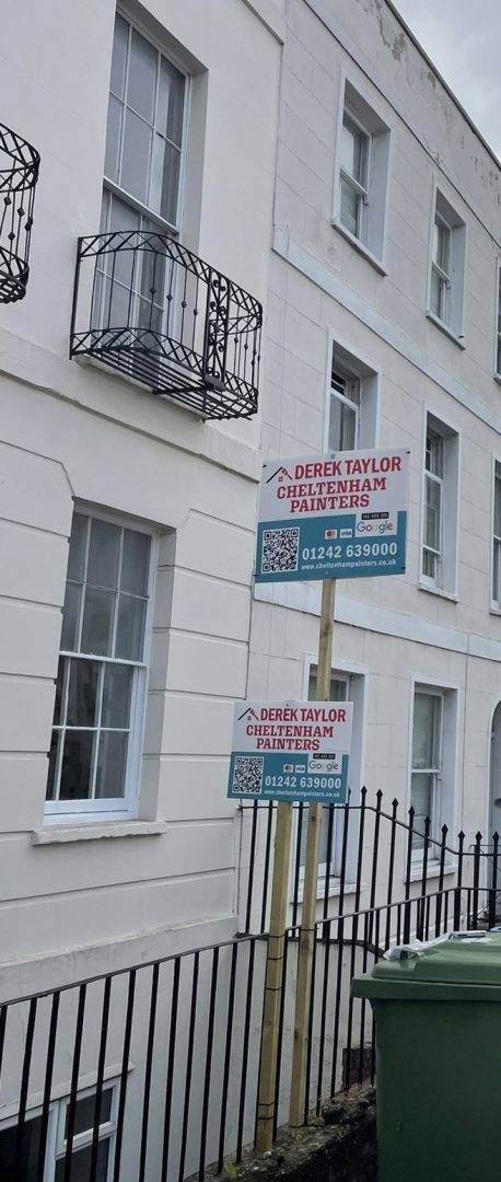 Cheltenham Exterior Painter | Derek Taylor Roofing & Property Maint